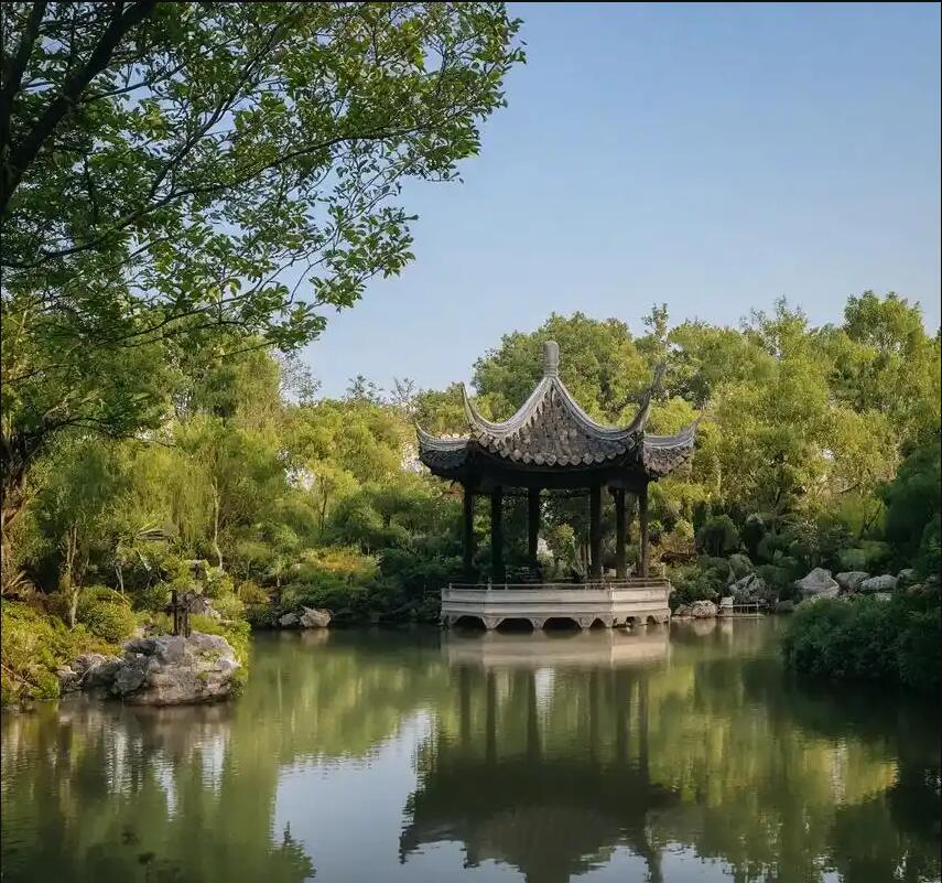 上海普陀冷漠餐饮有限公司